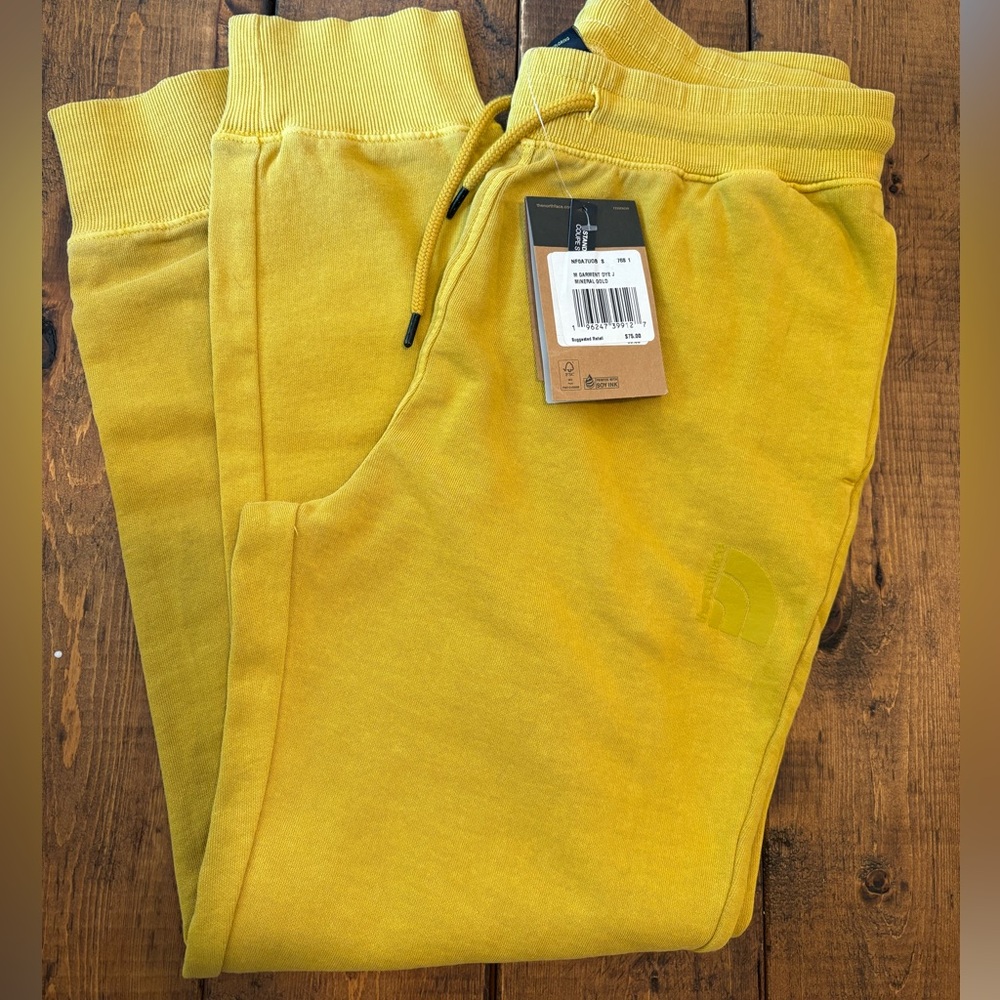NEW The North Face Men's‎ Small Jogger Pants Mineral Gold